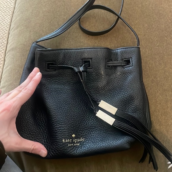 Kate spade black bucket purse with tassels - Picture 1 of 4